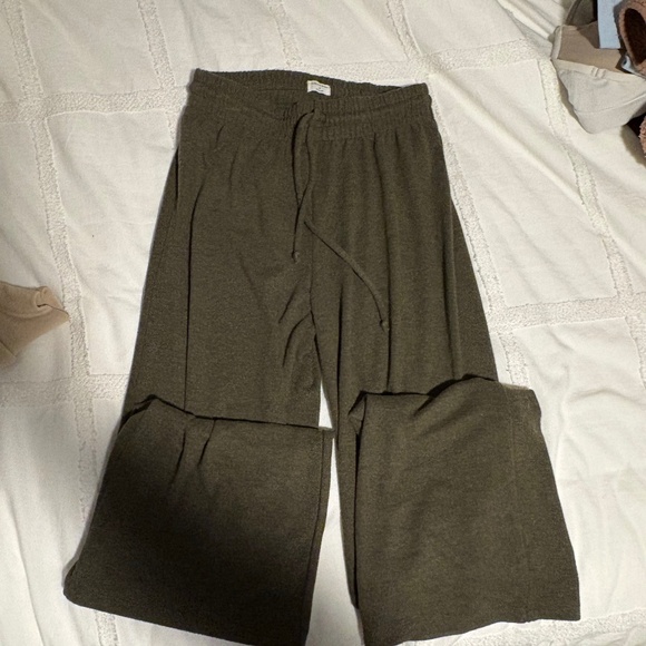 Wilfred Free Lounge Pants – Olive Size XS | Never worn - Picture 1 of 3